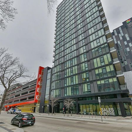 Luxury Skyline Condo In Downtown Free 24/7 Parking Winnipeg Extérieur photo