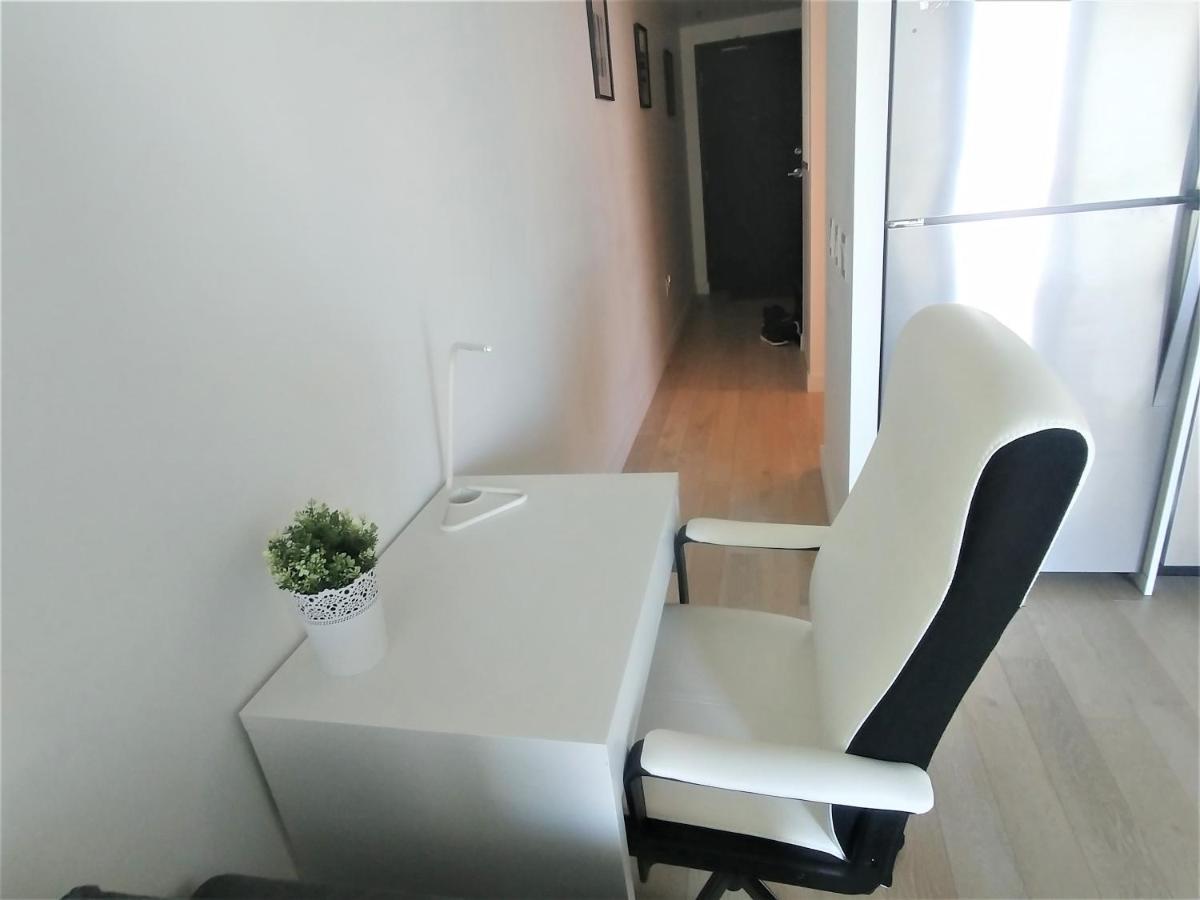 Luxury Skyline Condo In Downtown Free 24/7 Parking Winnipeg Extérieur photo