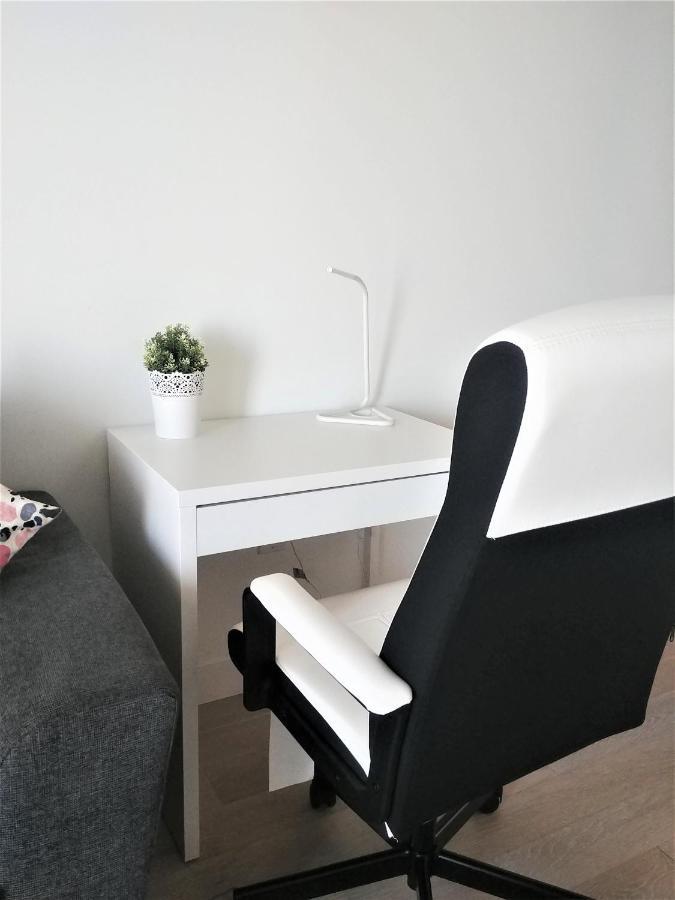 Luxury Skyline Condo In Downtown Free 24/7 Parking Winnipeg Extérieur photo