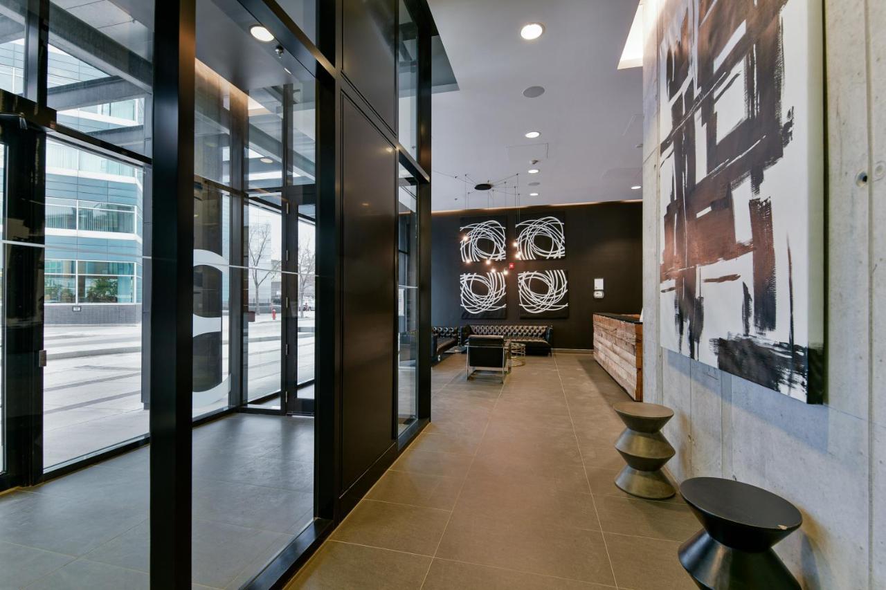 Luxury Skyline Condo In Downtown Free 24/7 Parking Winnipeg Extérieur photo